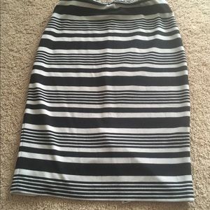 The Limited  black/cream mini skirt, size 0.